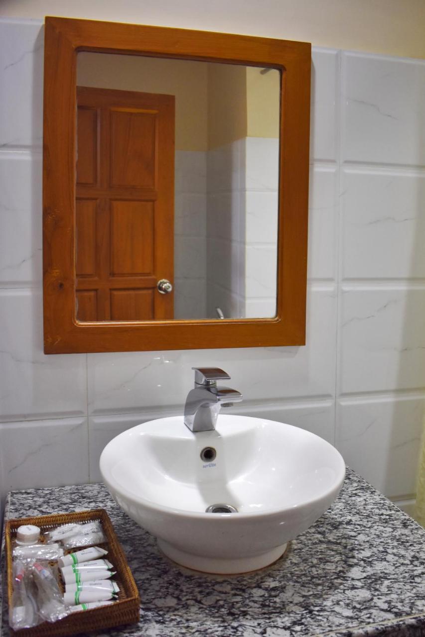 Shwe Poe Eain Hotel New Bagan Εξωτερικό φωτογραφία